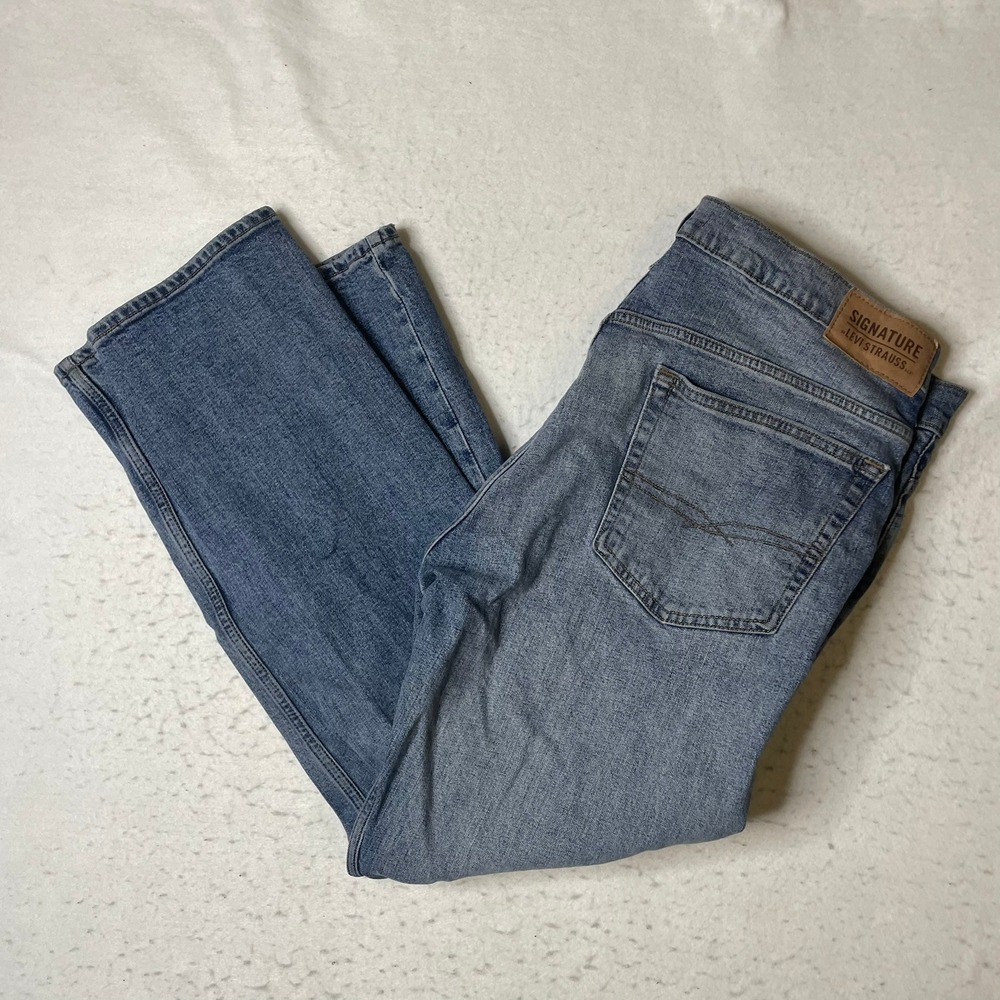 Signature by Levi Strauss Men 36x30 Blue Loose Fit Straight Leg Denim Jeans